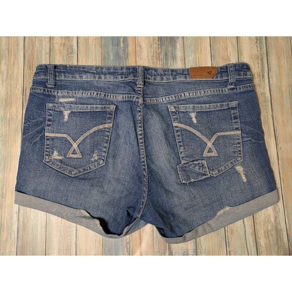 Vigoss Distressed Denim Roll Cuff Shorts Size 15 Y2K Western Festival - Picture 6 of 6